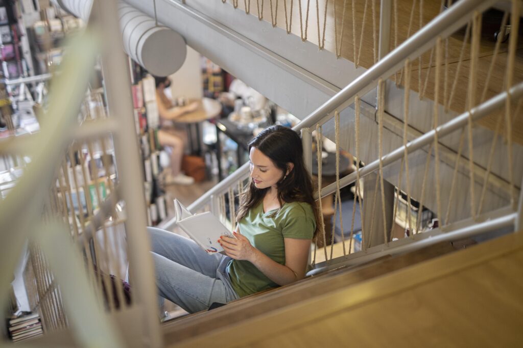 full-shot-student-learning-stairs