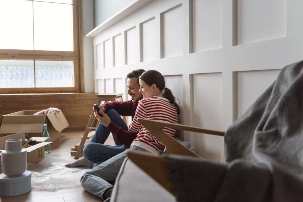 young-couple-moving-into-new-home